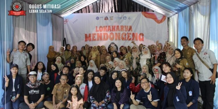 Mempersiapkan Mitigasi Bencana untuk Anak Melalui Lokakarya Mendongeng Bersama dengan Gugus Mitigasi Lebak Selatan
