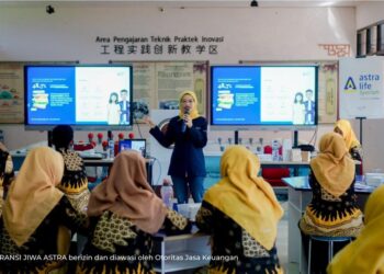 Sinergi Astra Life Wujudkan Masyarakat Melek Finansial, Gelar Seminar Literasi Keuangan di Ponorogo