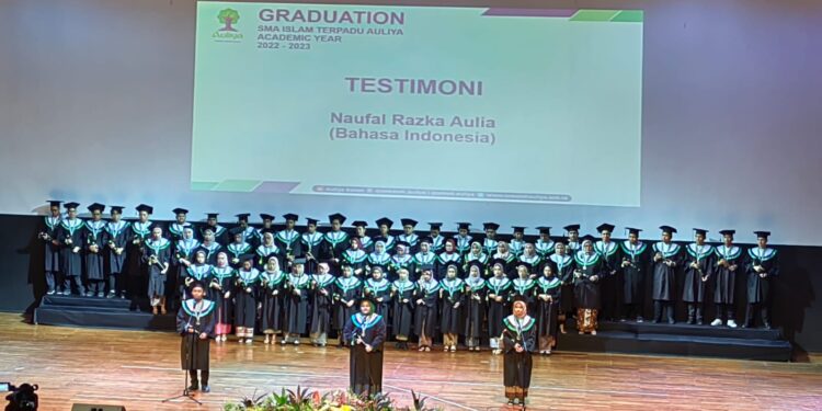 Graduation Day SMAIT AULIYA Bintaro Tangsel, 80 Persen Lolos PTN