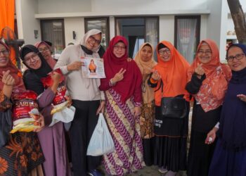 Anis Byarwati Menghadiri Pertemuan Pelaku UMKM AB Comunity dan Gelar Pasar Sembako Murah di Jakarta Timur