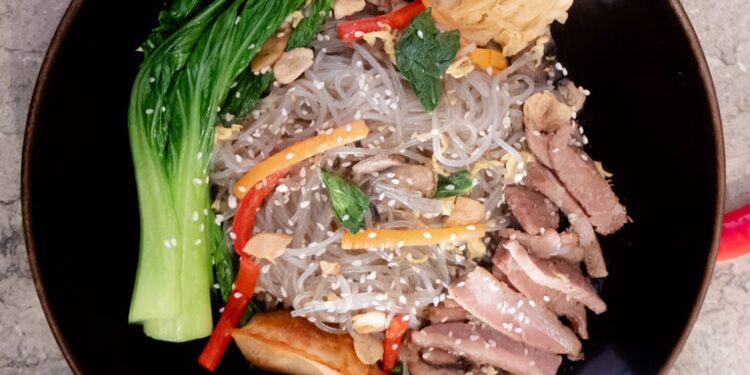 Ada Makanan Khas Korea di ASTON Anyer, Cobain Yuk