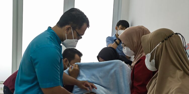 Sunat Aman dengan Harga Terjangkau di KMNC