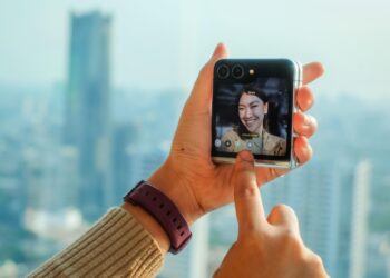 Bebas Berekspresi Bikin Konten Unik dengan Filter dan AR Zone di Galaxy Z Flip5