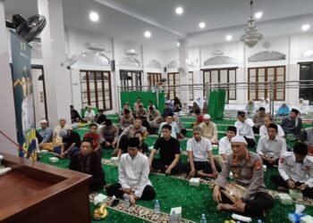 Ditbinmas PMJ Laksanakan Program “Satu Jam Mengaji Bersama Polisi” di Masjid Al Jihad