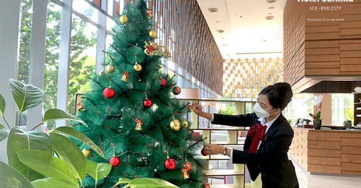 Natal Lebih Berwarna Di Hotel Santika Premiere Ice-Bsd City