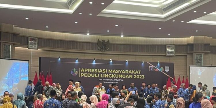 MRCCC Siloam Hospitals Raih Juara Kinerja Lingkungan Tingkat Provinsi DKI Jakarta