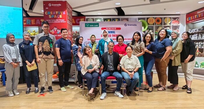 Klinik Bintaro Kids Care Gelar Seminar Manfaat Animal Assisted Therapy untuk Anak Berkebutuhan Khusus