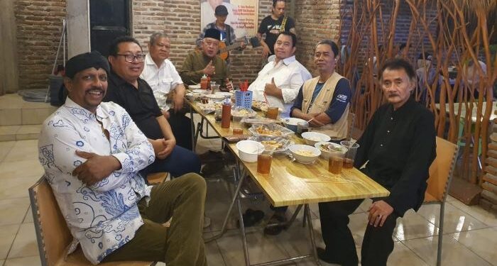 Petinggi PUB, Mengawali Aktifitas 2024 di PUJASERA UMKM Pers Anak Bangsa