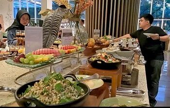 Mercure Serpong Alam Sutera Hadirkan Iftar Buffet Bertajuk “Kampoeng Ramadan”
