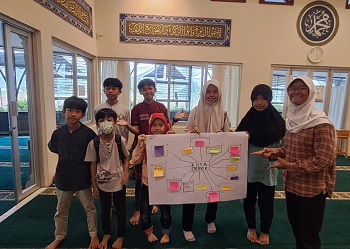 Edukasi Lingkungan Pada Peserta Pesantren Kilat Ramadhan