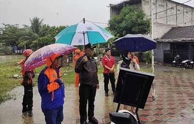 Cisadane Meluap, Benyamin Pastikan Bantuan Terdistribusi ke Masyarakat
