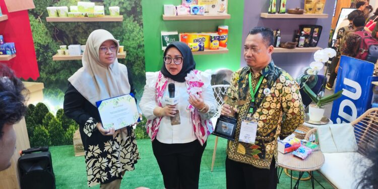 Terlibat Aktif Adaptasi & Mitigasi Perubahan Iklim, Binaan IKPP Tangerang Raih Trophy ProKlim Utama