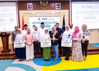 Tak Hanya SD, Pemkot Tangsel Salurkan Bantuan Pendidikan untuk 564 Siswa SMP