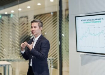 Rivan Kurniawan Raih Izin Usaha Penasihat Investasi dari Otoritas Jasa Keuangan (OJK)