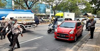 Samsat Serpong Razia Kendaraan Tak Taat Pajak, Ada yang Langsung Bayar Ditempat