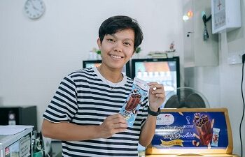 Aice Rayakan Kesuksesan Atlet Olimpiade dengan Puluhan Ribu Es Krim untuk Brand Ambassador