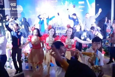 Rayakan Tahun Baru di Bawah Laut! Hotel Santika Premiere ICE-BSD City Bagi-bagi Liburan ke Bali