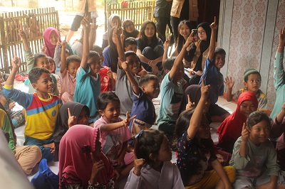Rumah Marimba Gelar Pelatihan Fasilitator dan Kegiatan Literasi untuk Anak di Kampung Nagajaya