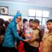 Peringati Hari Anak Nasional, DWP Tangsel Bagikan Ratusan Paket Alat Tulis dan Edukasi Siswa Cegah Bullying
