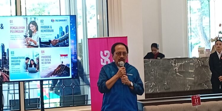 XLSMART Perluas Jaringan 5G Nasional SMARTFREN Perkuat Unlimited 5G dan Customer Experience di Surabaya