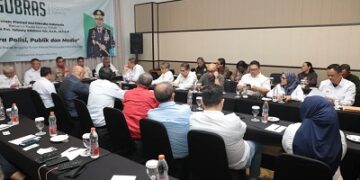 Ngobras Bersama Kadiv Humas Polri, Isir: Percayalah, Masih Banyak Polisi Baik